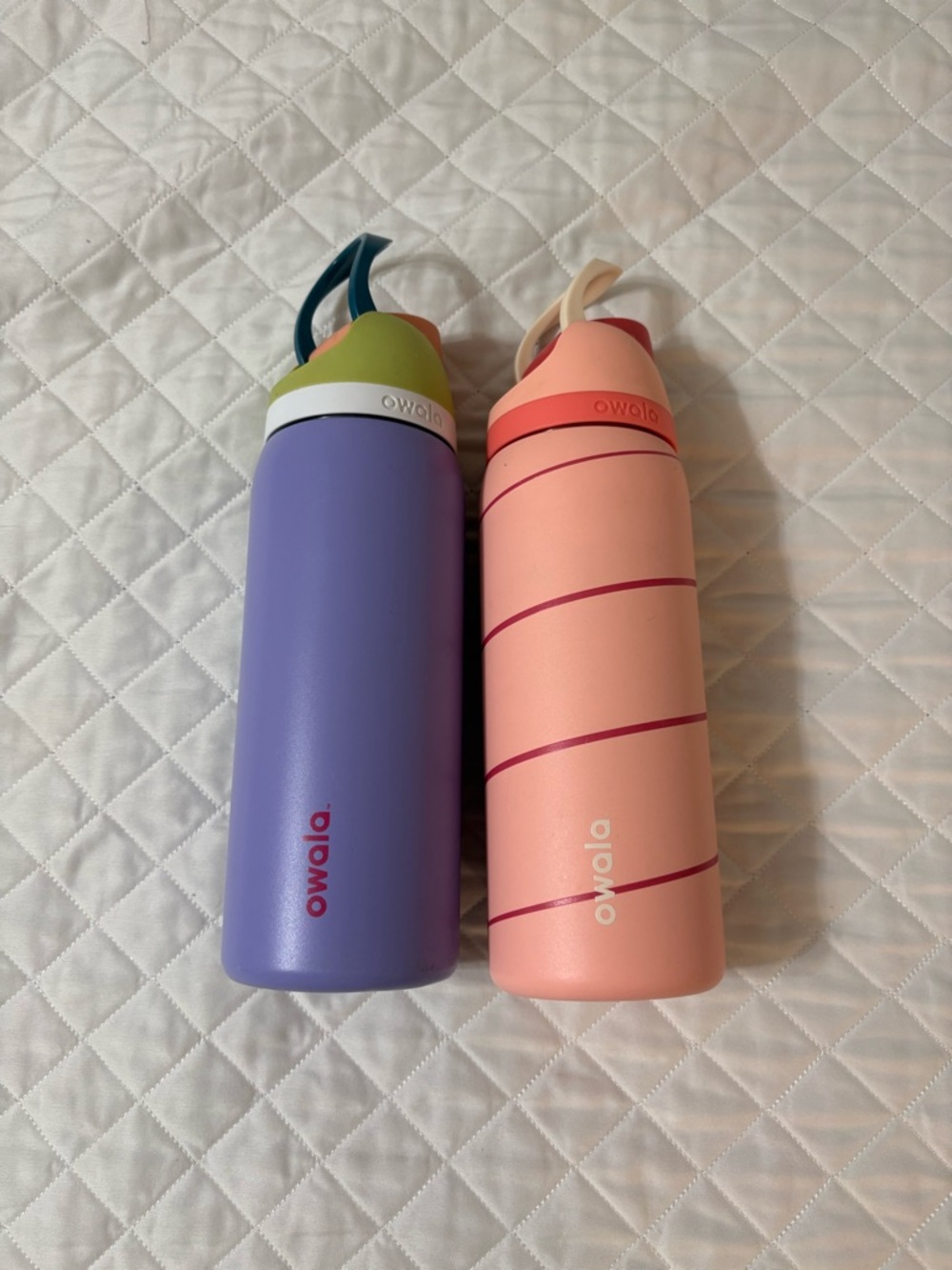 Owala Stainless Water FreeSip Bottles - Purple & Pink